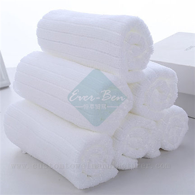 China Customized Bulk Wholesale bathroom towels bath towel disposable bath towel Supplier